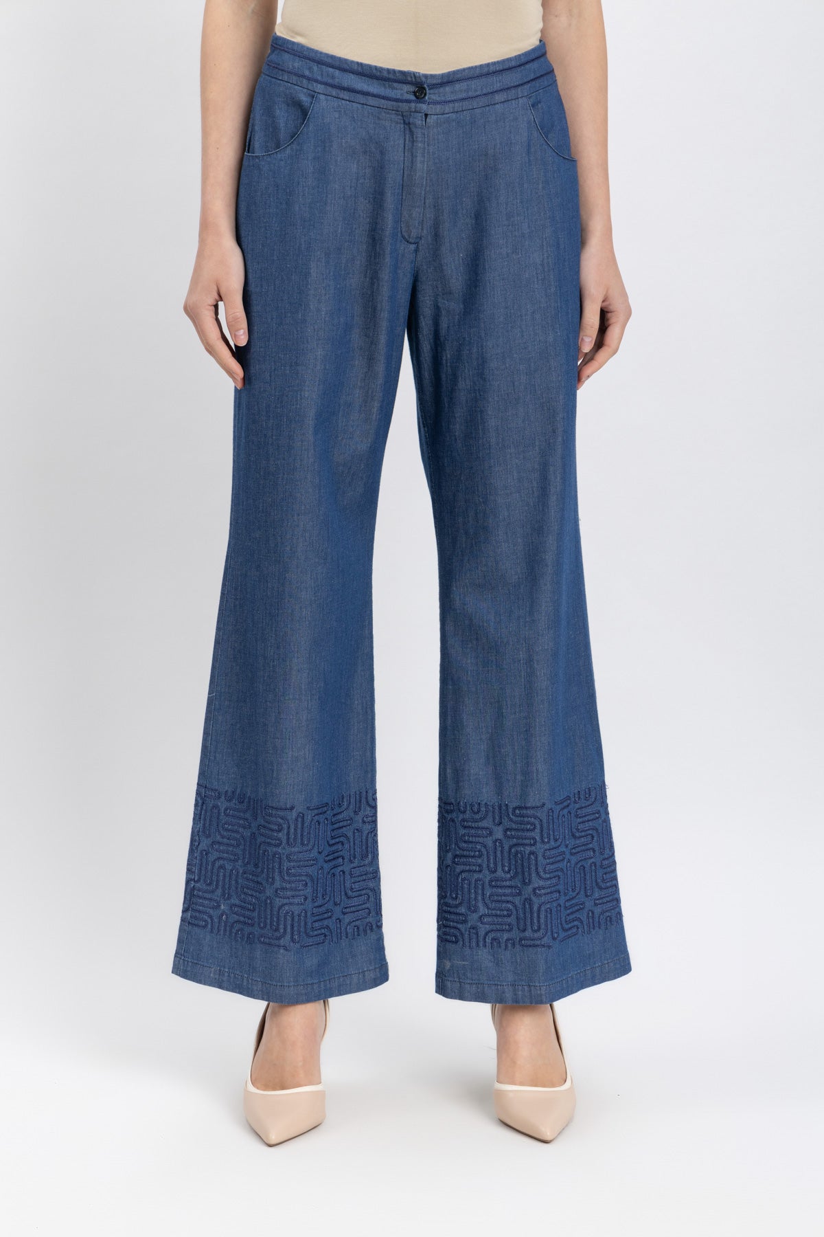 jeans pants