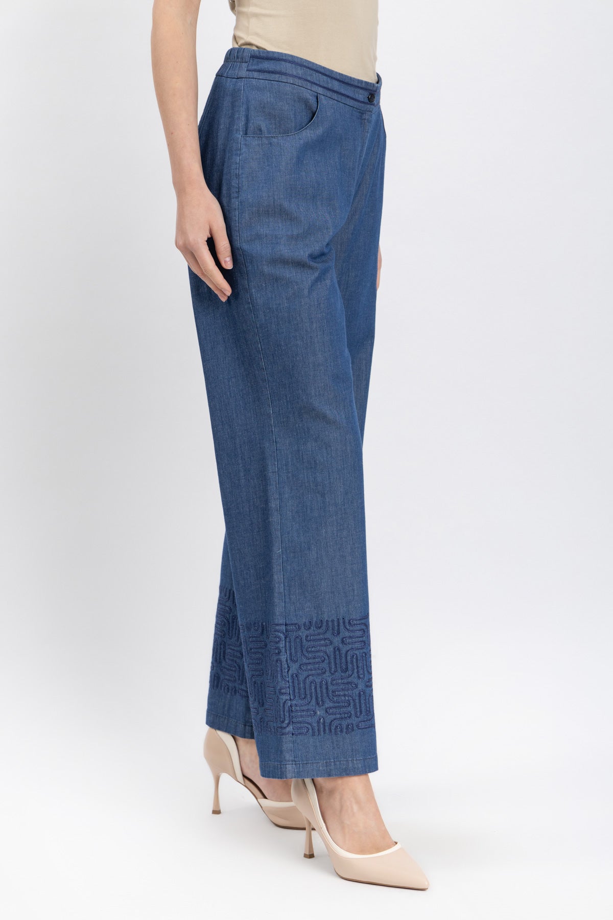 jeans pants