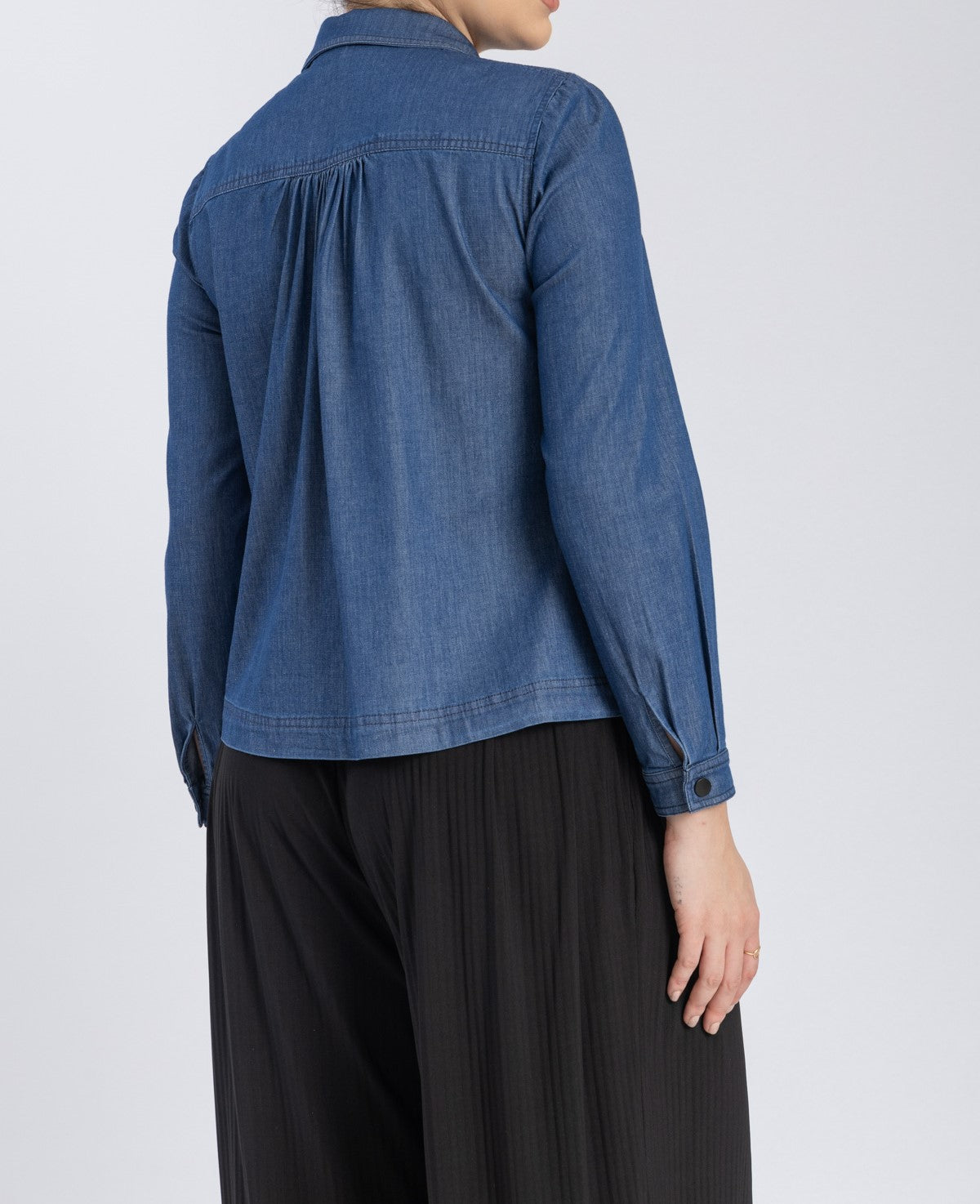 jeans shirt