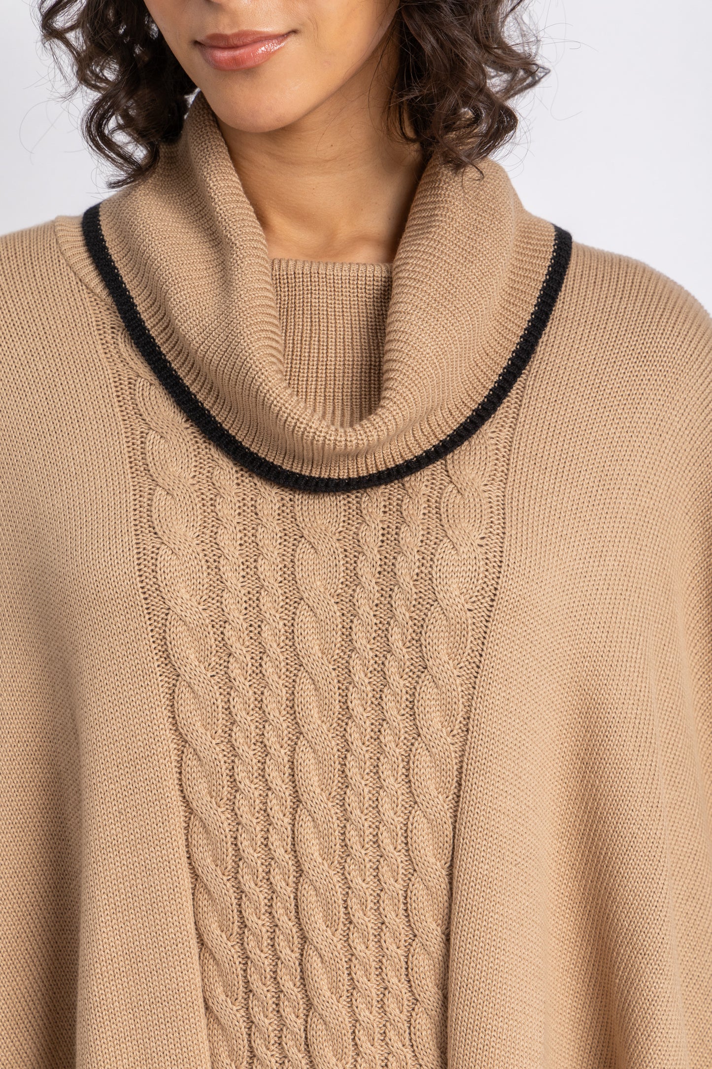 one size knitwear poncho
