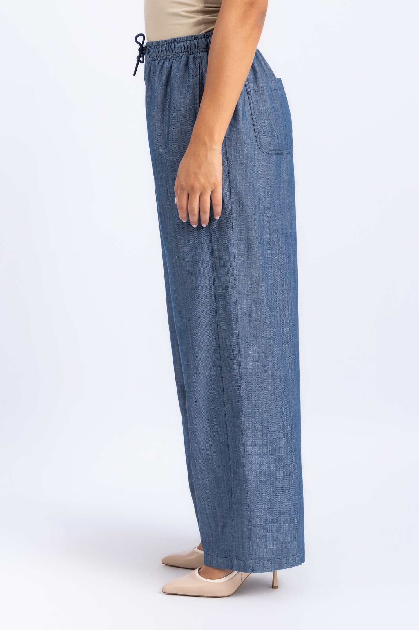 jeans pants