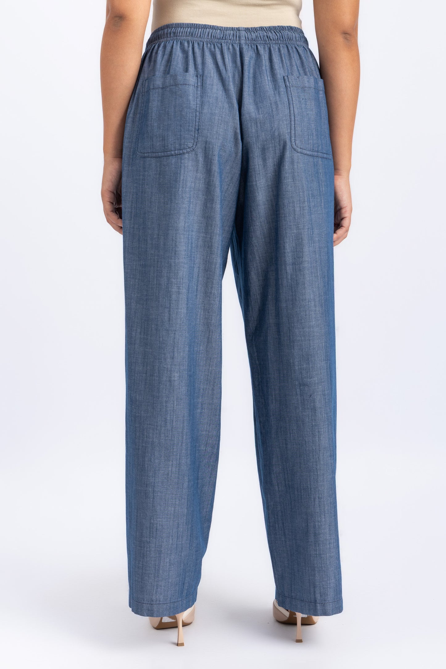 jeans pants