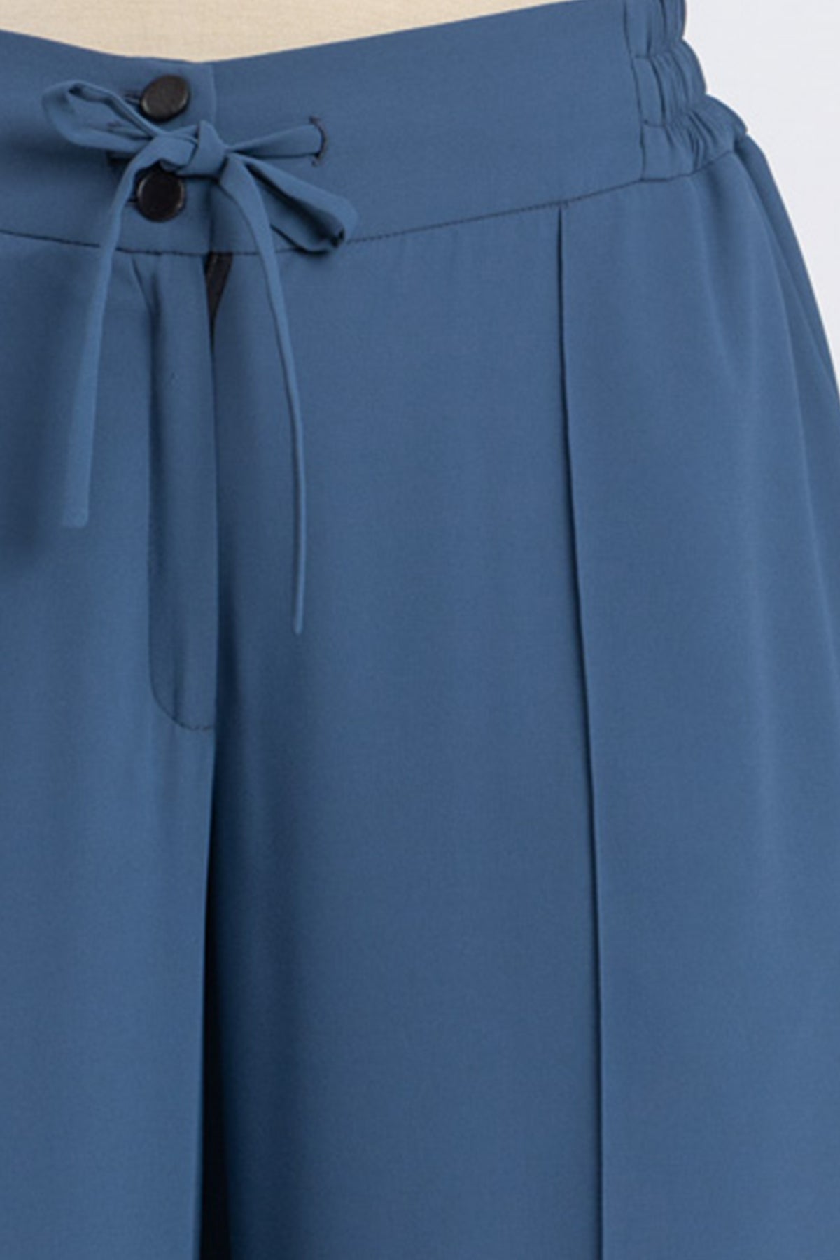 crepe pants