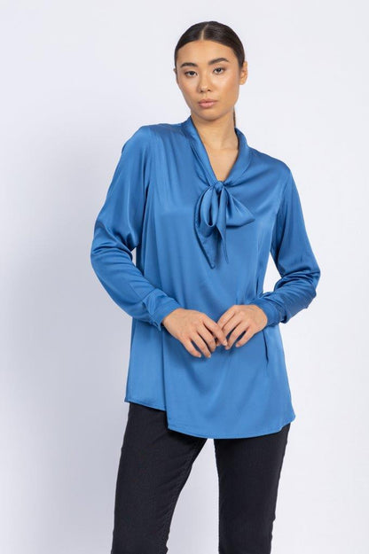 BASIC EVERYDAY SATIN BLOUSE WITH A BOW COLLAR