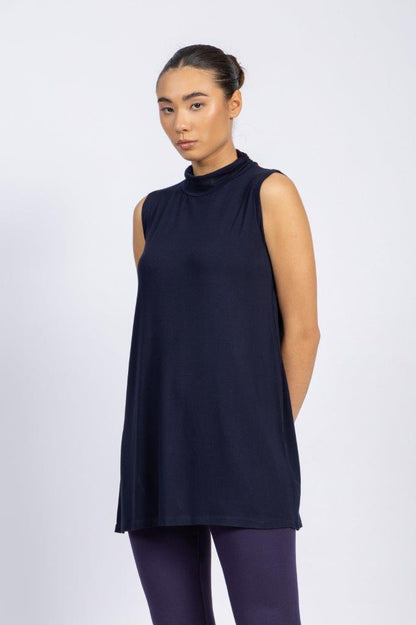 LONG TOP WITH PLEATED HALF NECK