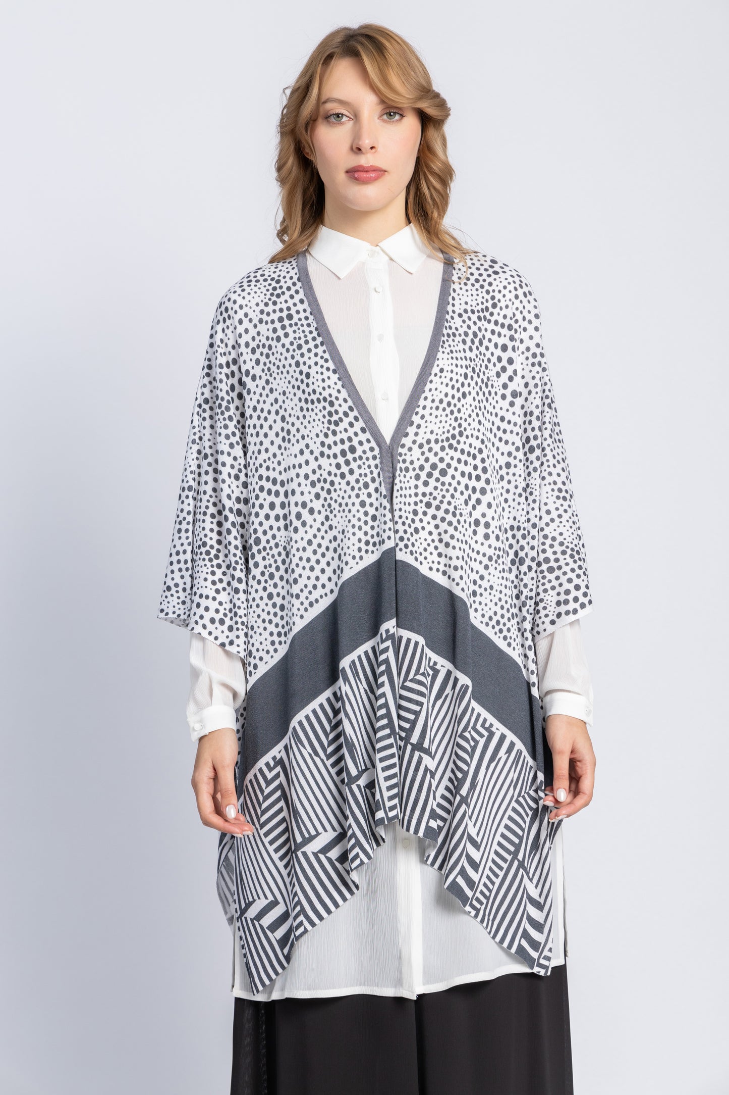 one size knitwear poncho