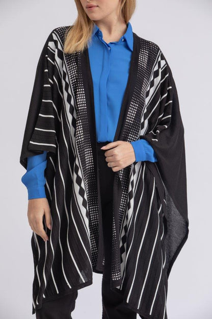 ONE SIZE KNITWEAR PONCHO