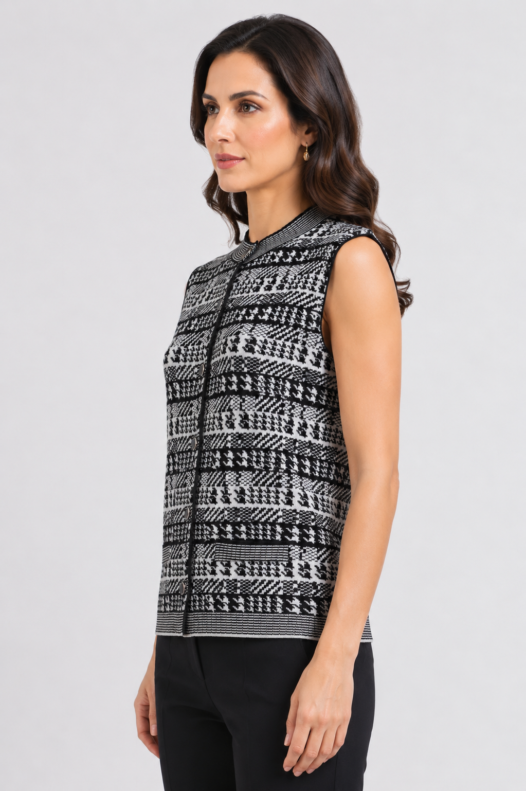 knitwear vest