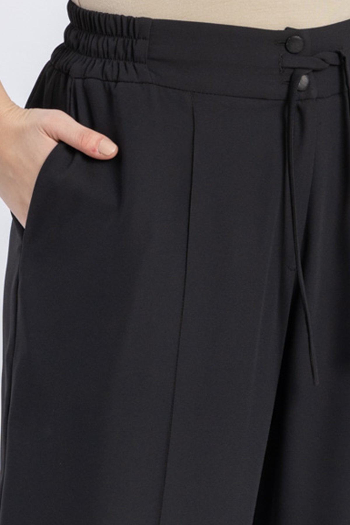 crepe pants