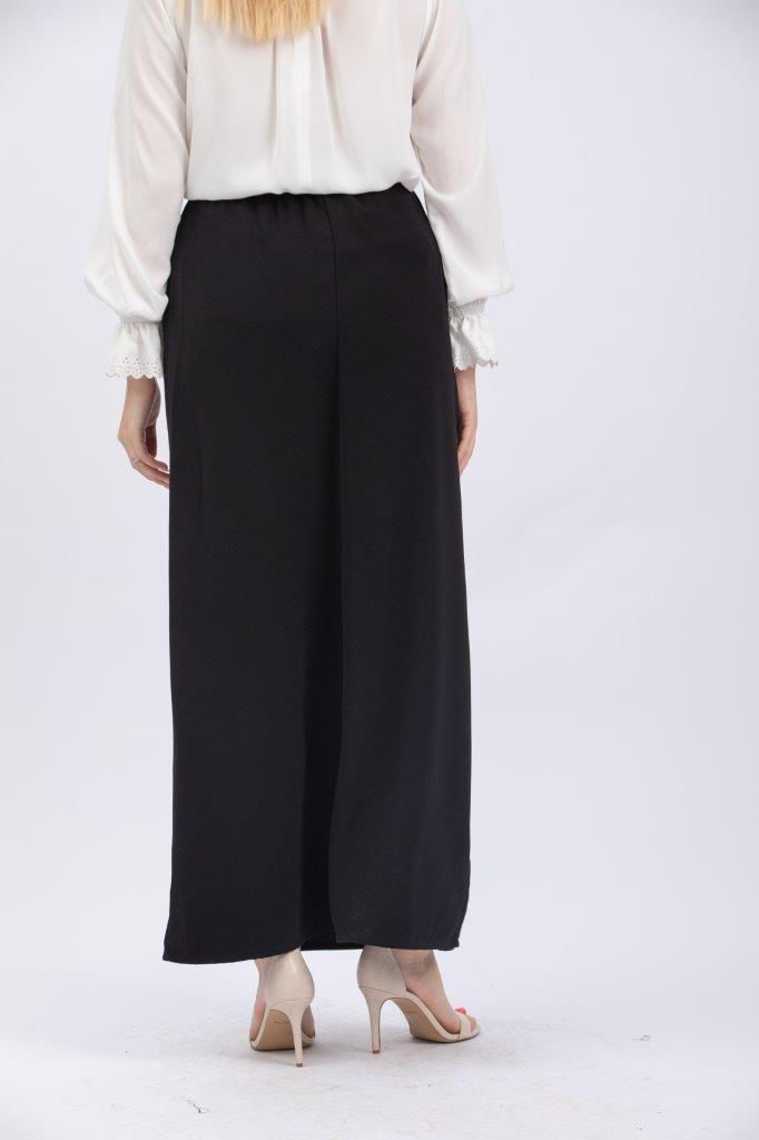 Basic straight cut crepe skirt